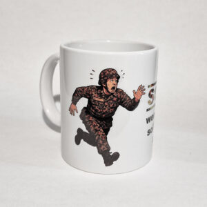 Tasse "Ich bin Soldat – wenn ich renne, solltest du das auch tun!" - weiß