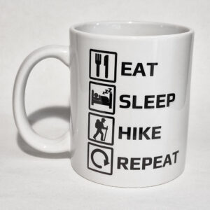 Tasse "Eat - Sleep - Hike - Repeat" - weiß